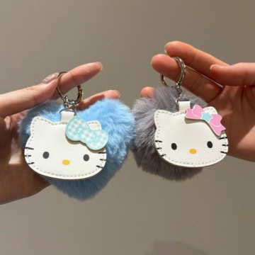 ハローキティ ふわふわファーチャーム