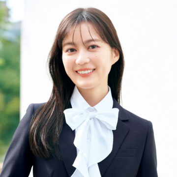 【生田絵梨花】が推しスーツをナビゲート♡ 「春の好感度アップ計画」 AOKIのスーツと始める、新しい私