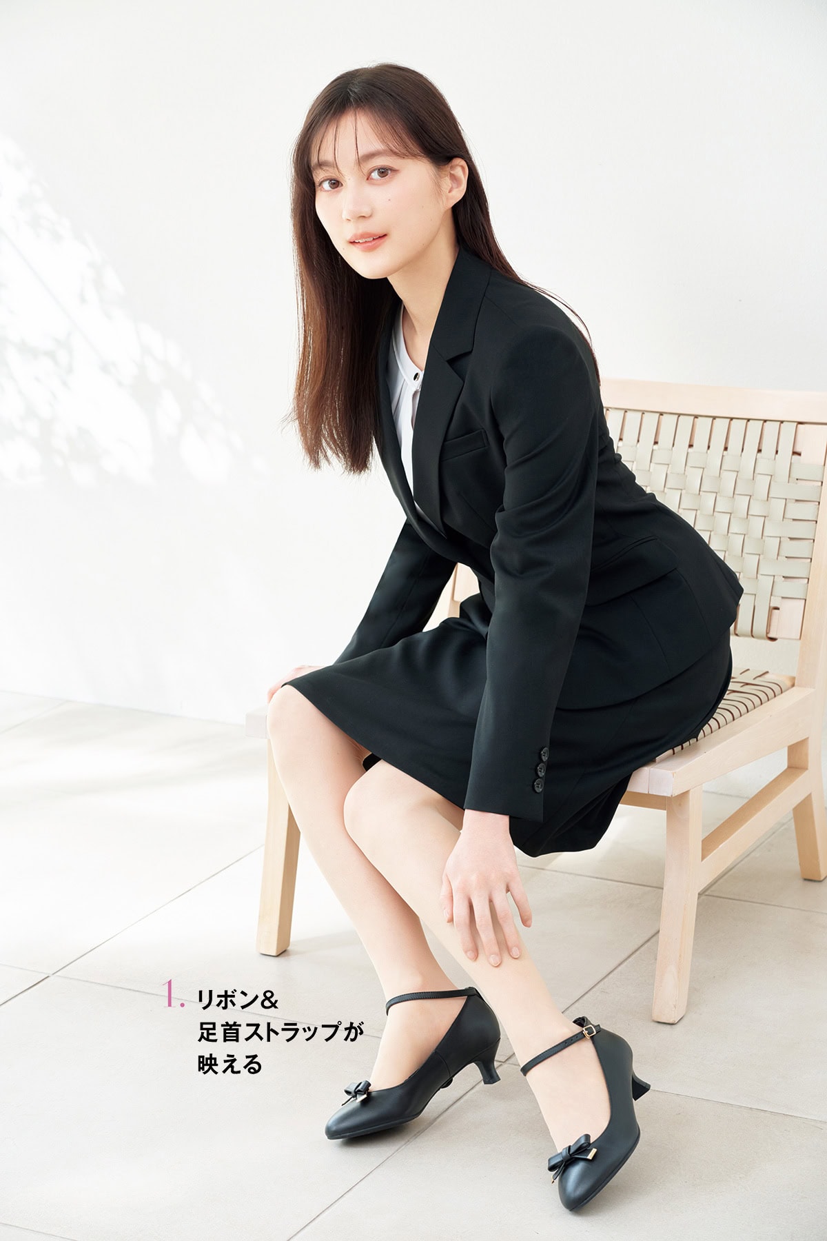 AOKIのパンプスのコーディネート写真