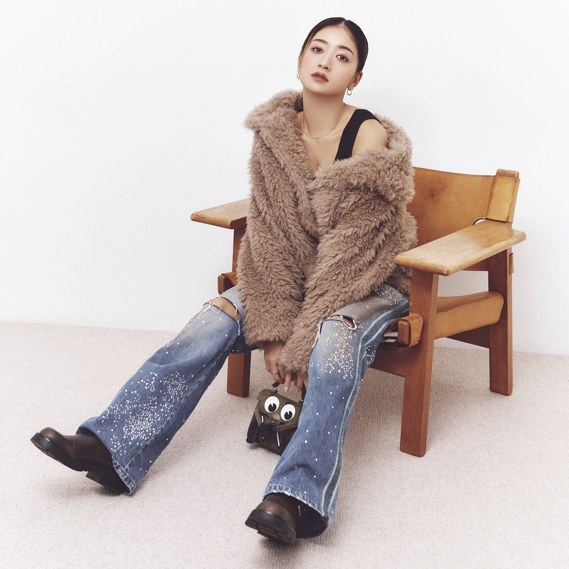 【みちょぱ】ラブタイプ診断は夫婦で同じ!? 私服コーデやハマりもの、今年の抱負も大公開♡