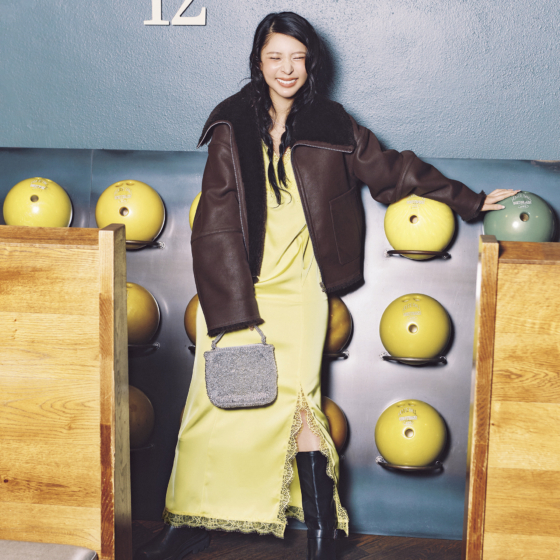 冬の重めコーデを軽やかに♡ 大人っぽ「ランジェリー風ワンピ」のお手本3選