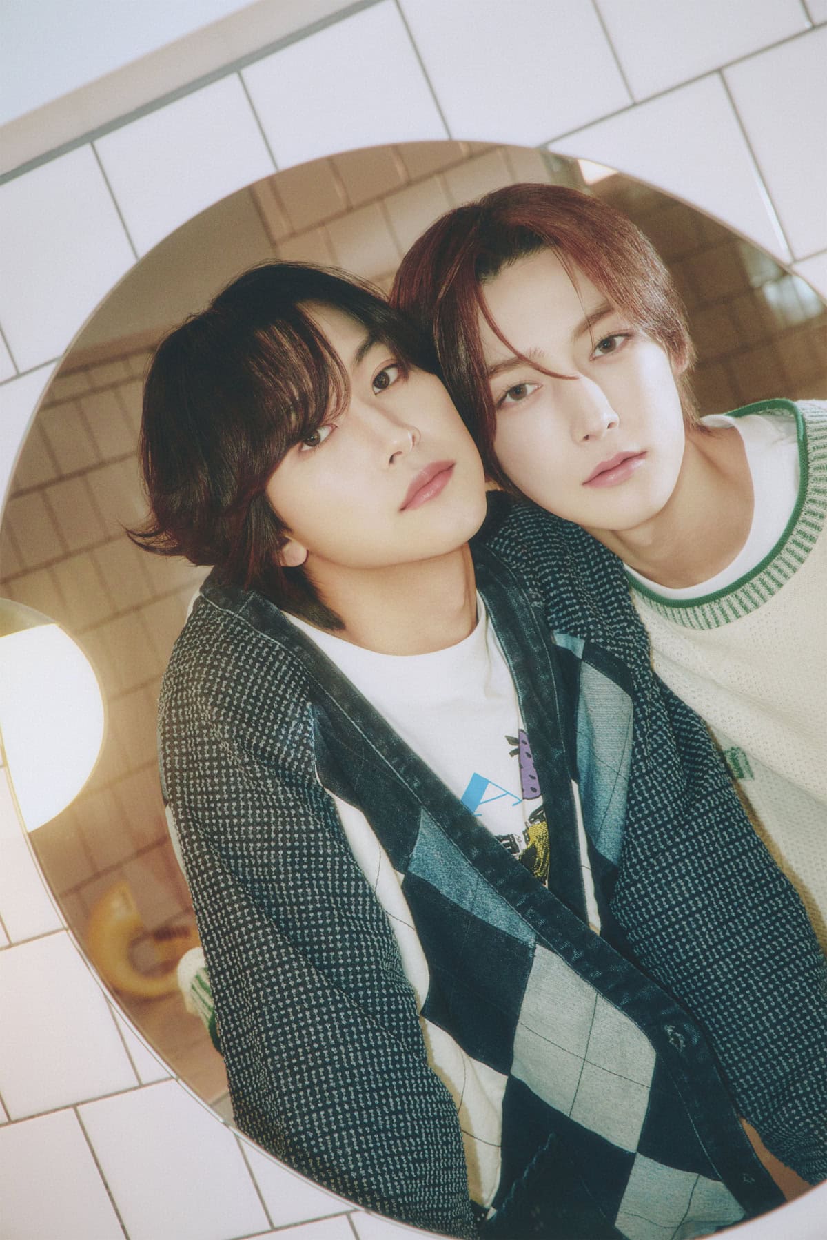 ROIROMの撮りおろし写真。バレンタインシーズンならではの甘い誘惑ショット