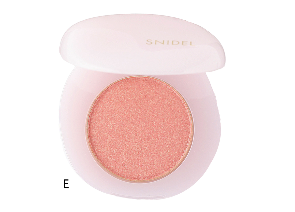 SNIDEL ユーフォリック グロウ ブラッシュ 08 偏光パール入りのなじみチーク