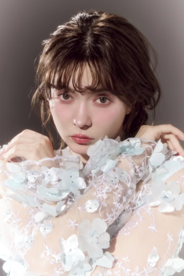 2026春のリップ&チークは”多幸感ピンク”で決まり!甘くなりすぎない今どきバブみメイクのつくり方♡【八木アリサ×いむたん】