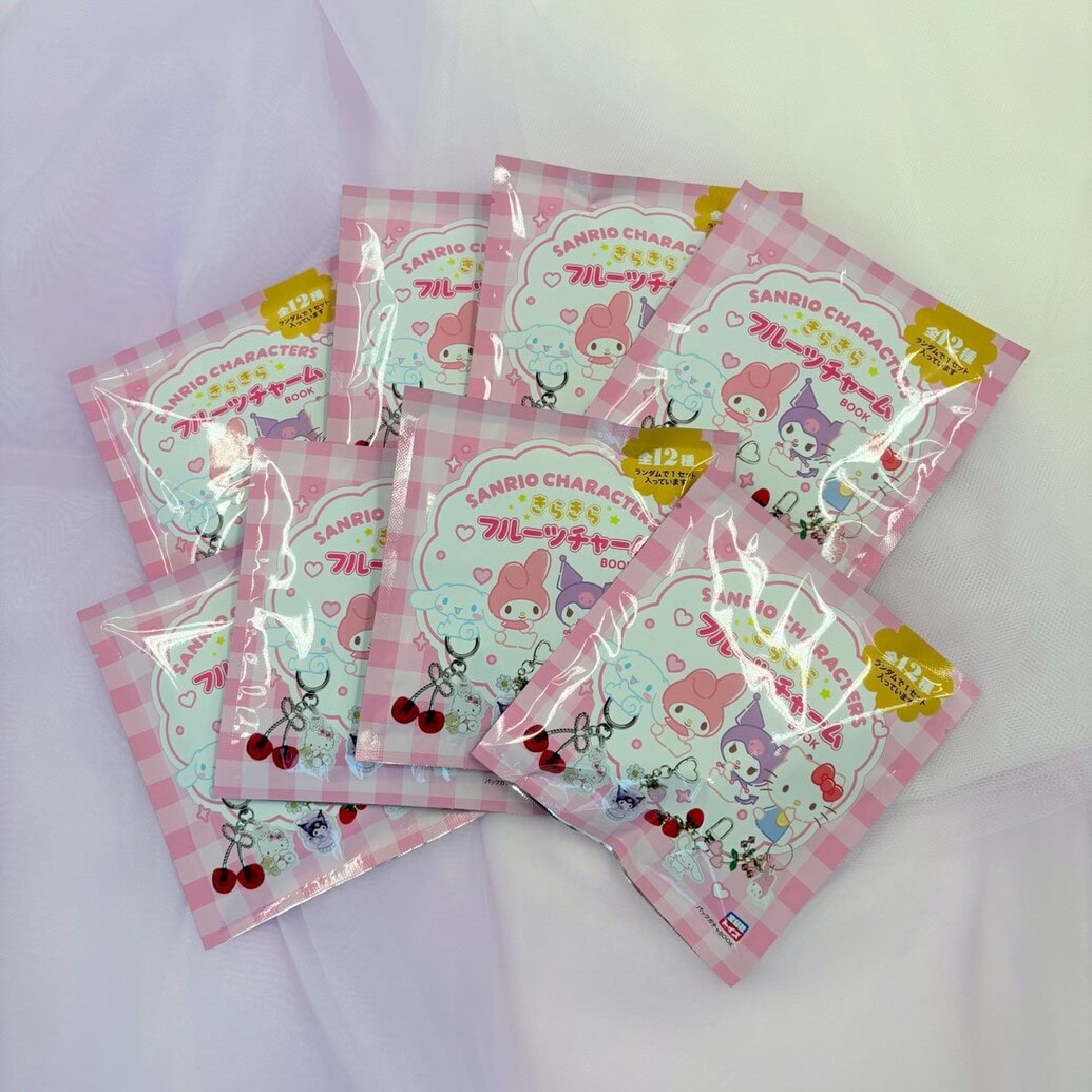 SANRIO CHARACTERS きらきらフルーツチャーム