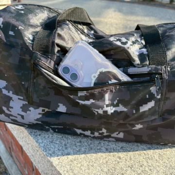 A BATHING APE®　ビッグボストンバッグ