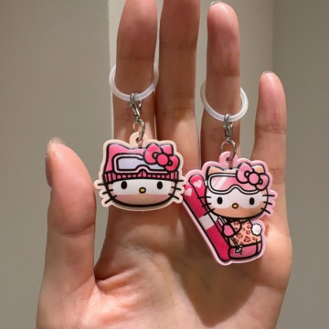 雪焼け♡ハローキティ　めじるしチャーム