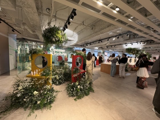 コスメキッチンで見つけた♡ 美容ライターが本気で選ぶ最新ビューティアイテム5選【BEAUTY BUZZ】