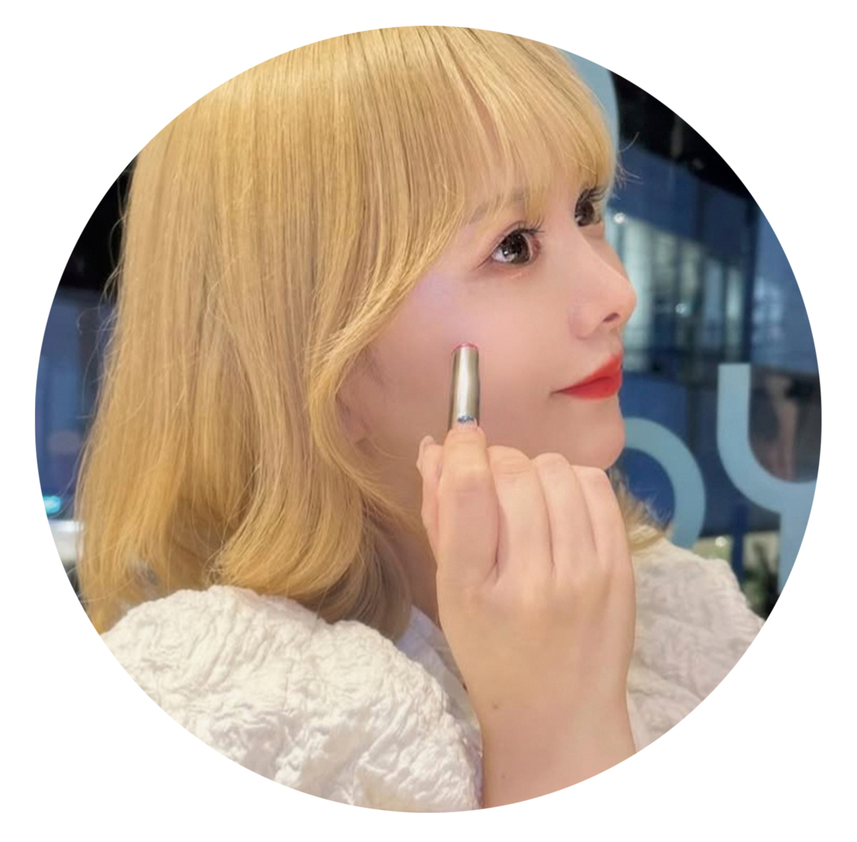 sweet公式読者モデルの平松かなこ