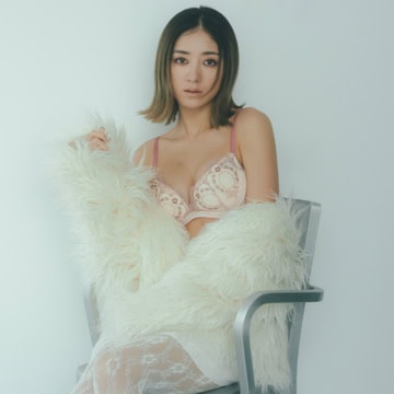 【BRAGENIC by AMPHI 10TH ANNIVERSARY】みちょぱが恋するランジェリー 「ブラジェニック」とsweetがコラボレーション♡