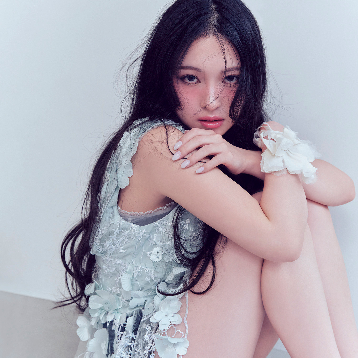 アイドル界の次世代アイコン♡ CANDY TUNE桐原美月の新連載「MIZUKI MAG」で魅せる、圧倒的存在感に釘付け！