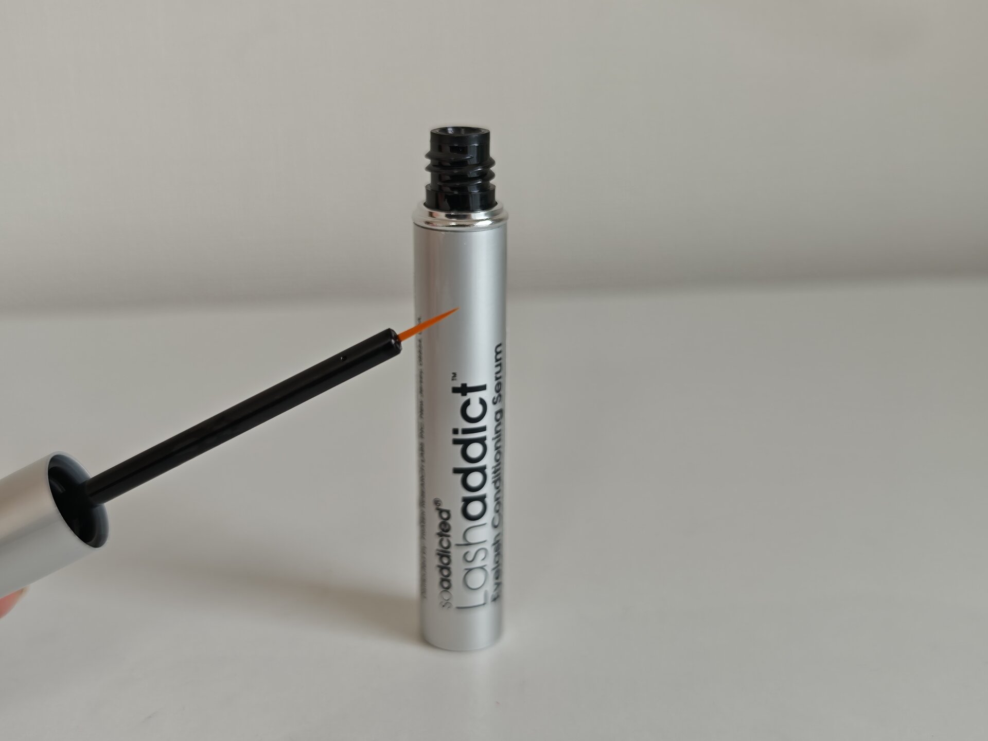 ラッシュアディクト アイラッシュ コンディショニング セラム アドバンス：筆