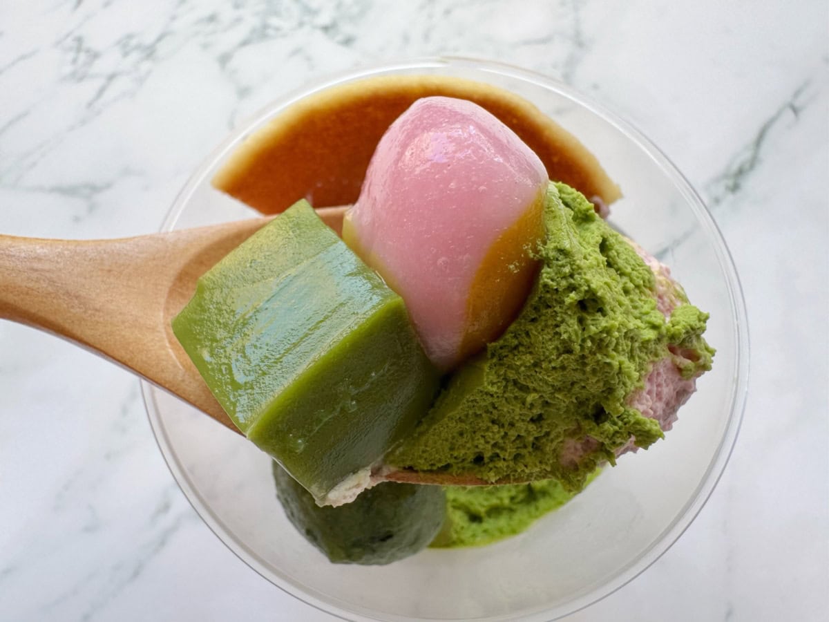 ふんわりと香る桜の香りが抹茶の苦味を引き立てる上品な仕上がり