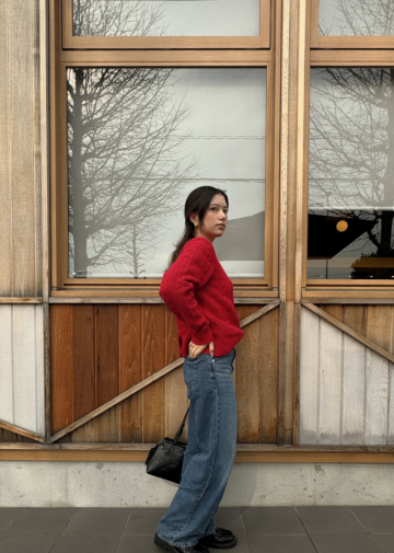 【ユニクロ】毎日穿いても飽きない♡ あの“神デニム”で「シンプルカジュアル」コーデ【sweet lovers】