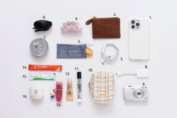 吉木千沙都　バッグの中身