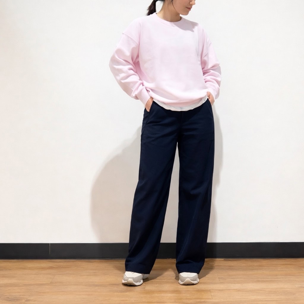 ユニクロのジャージーバレルレッグパンツの着画