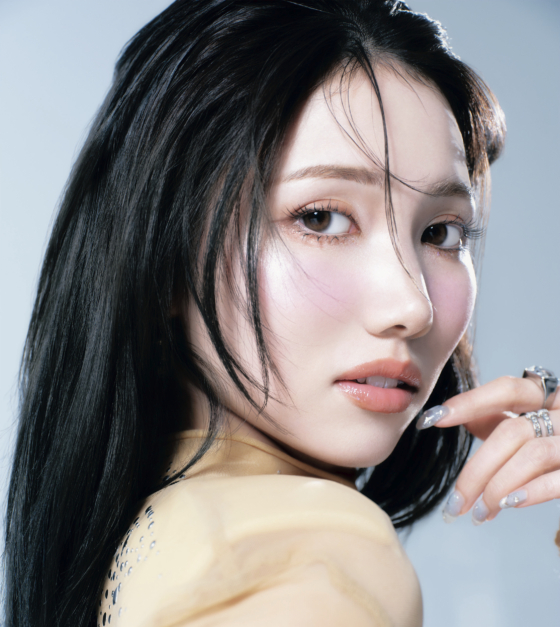 【IS:SUE・NANO】光を味方にもっと可愛く♡ グリッターでキラキラメイク｜Love Myself Make-Up vol.2