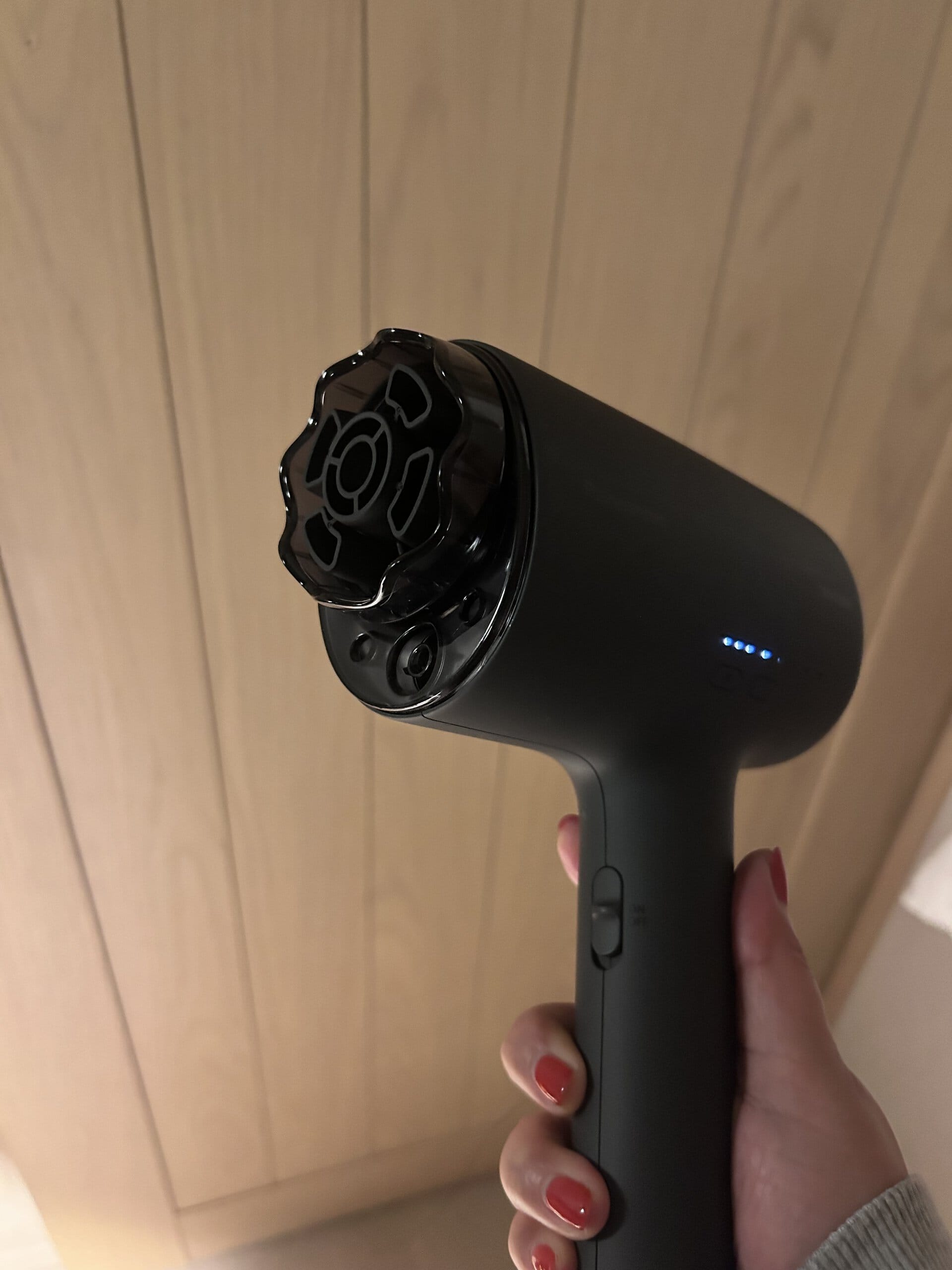 パナソニックのヘアードライヤー　ナノケア