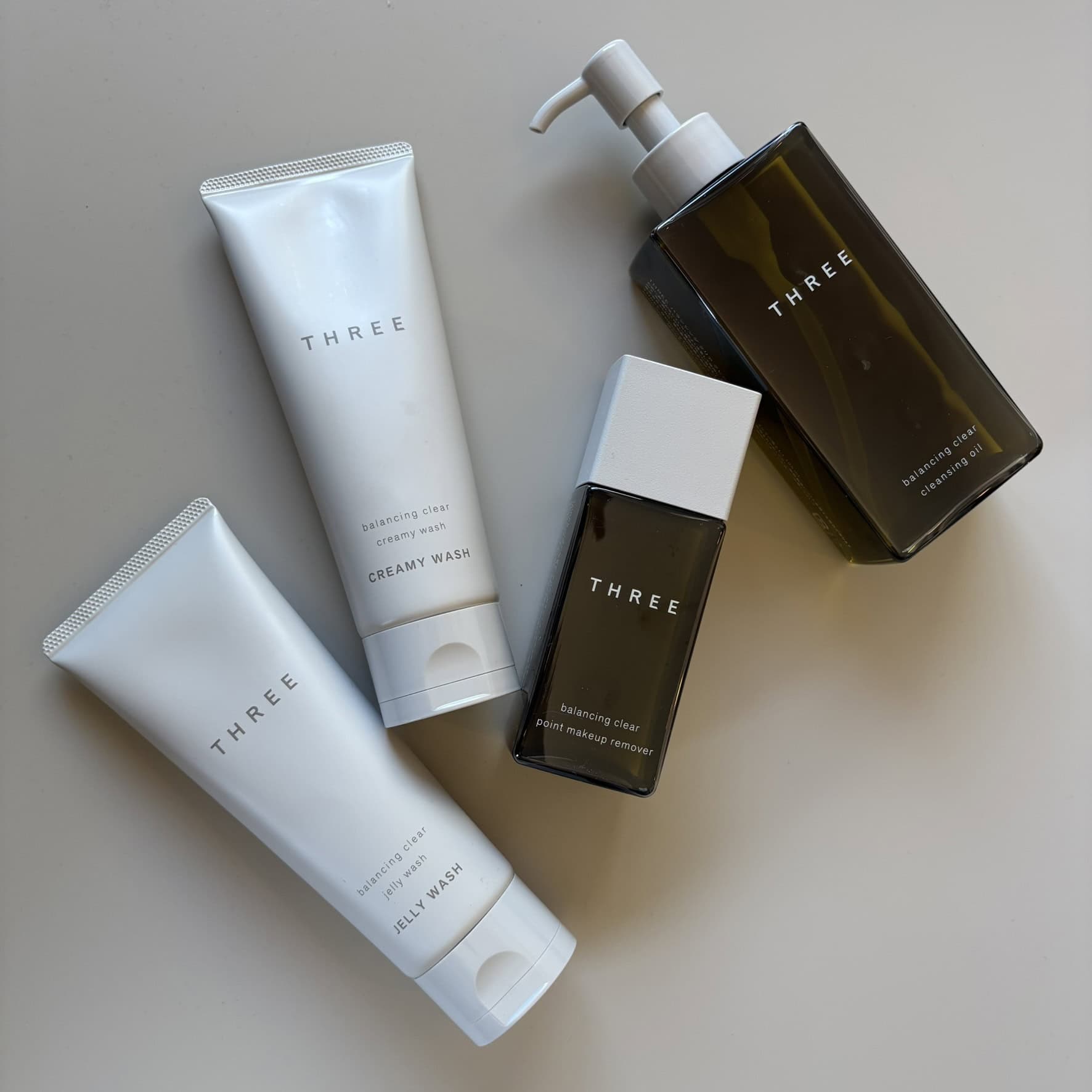 【速報】THREEの名品クレンジングが進化！新「バランシング クリア」4種をライターが徹底比較♡【BEAUTY BUZZ】