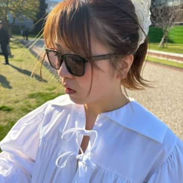 アリソンブラウン　調光サングラス