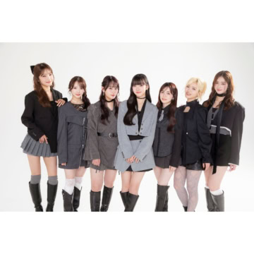 【Girls²】がるがるちゃんたちのバッグの中身拝見！【sweet web独占】