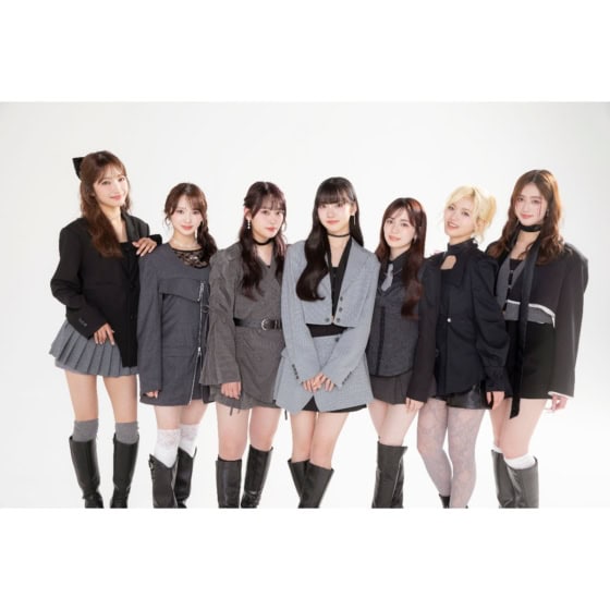 【Girls²】がるがるちゃんたちのバッグの中身拝見！【sweet web独占】