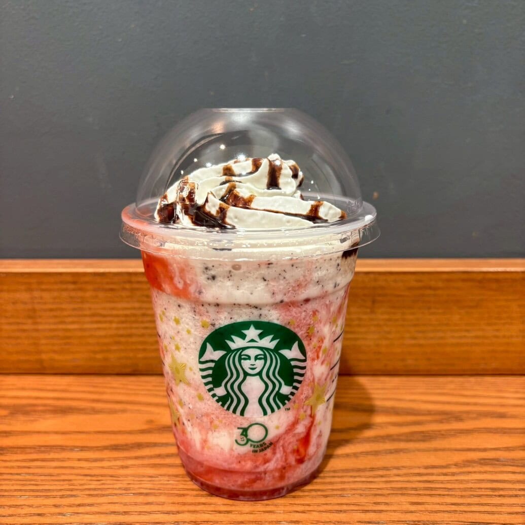 スターバックス　イチゴ チョコレート フラペチーノ®
