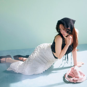 【森香澄】大人も似合うドット柄♡ 履き心地も快適な「タイトスカート」で夏のお出かけコーデ2選