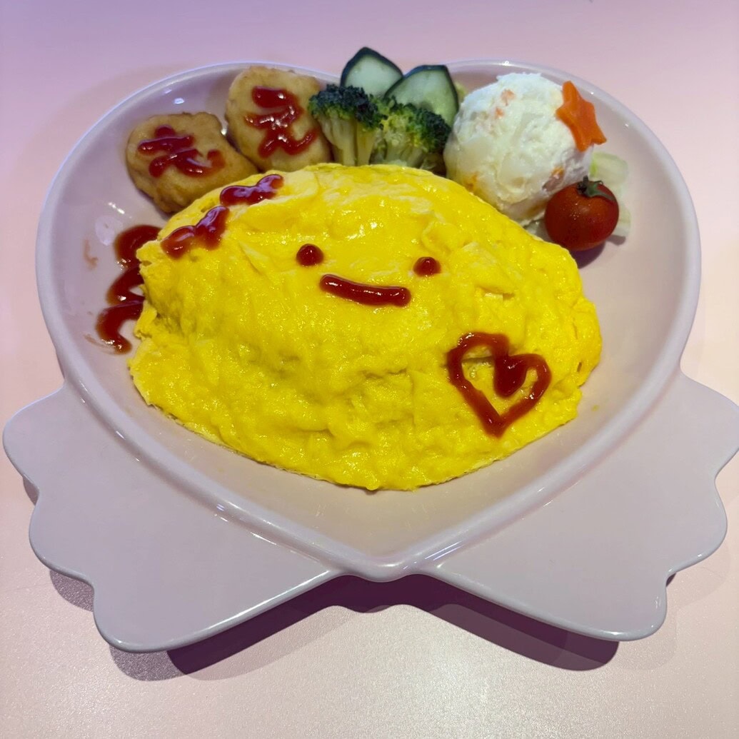 すみっコたちのおかえりなさいませオムライス