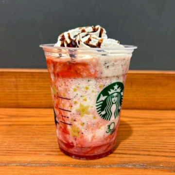 スターバックス　イチゴ チョコレート フラペチーノ®