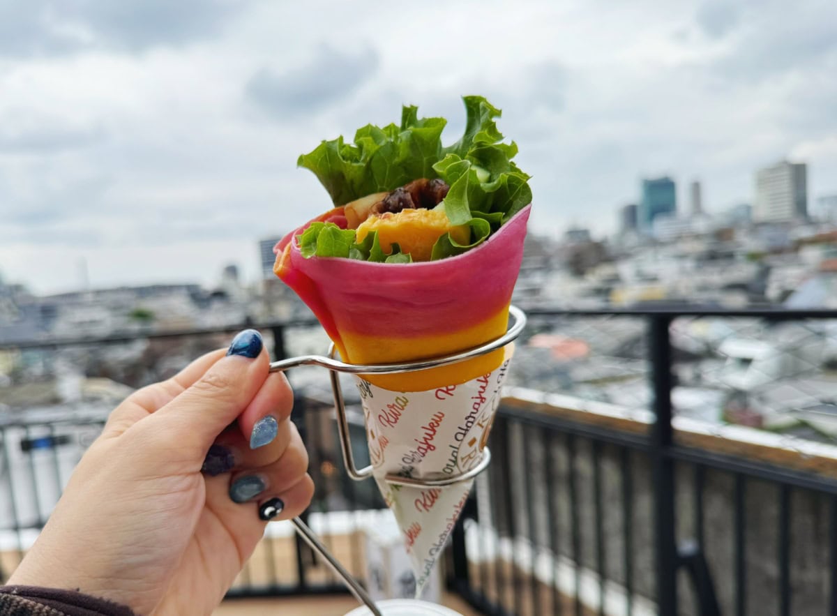 爽やかな風を感じながらお寿司やスイーツを楽しむのがツウの過ごし方