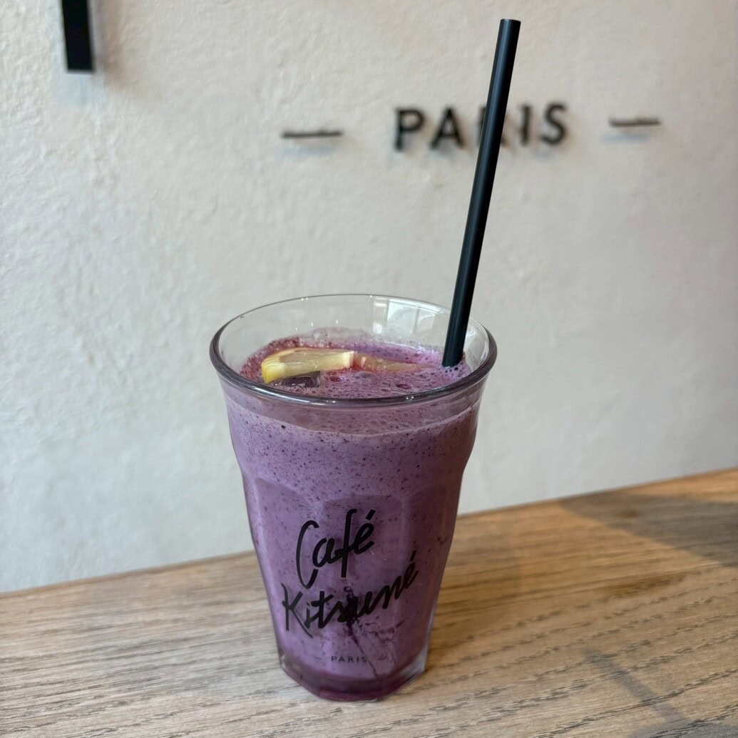 カフェ キツネ ブルーベリーグリーンスムージー