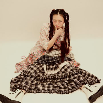桐原美月