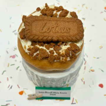 クリスピー・クリーム・ドーナツ　ロータス ビスコフ ホワイトクリーム