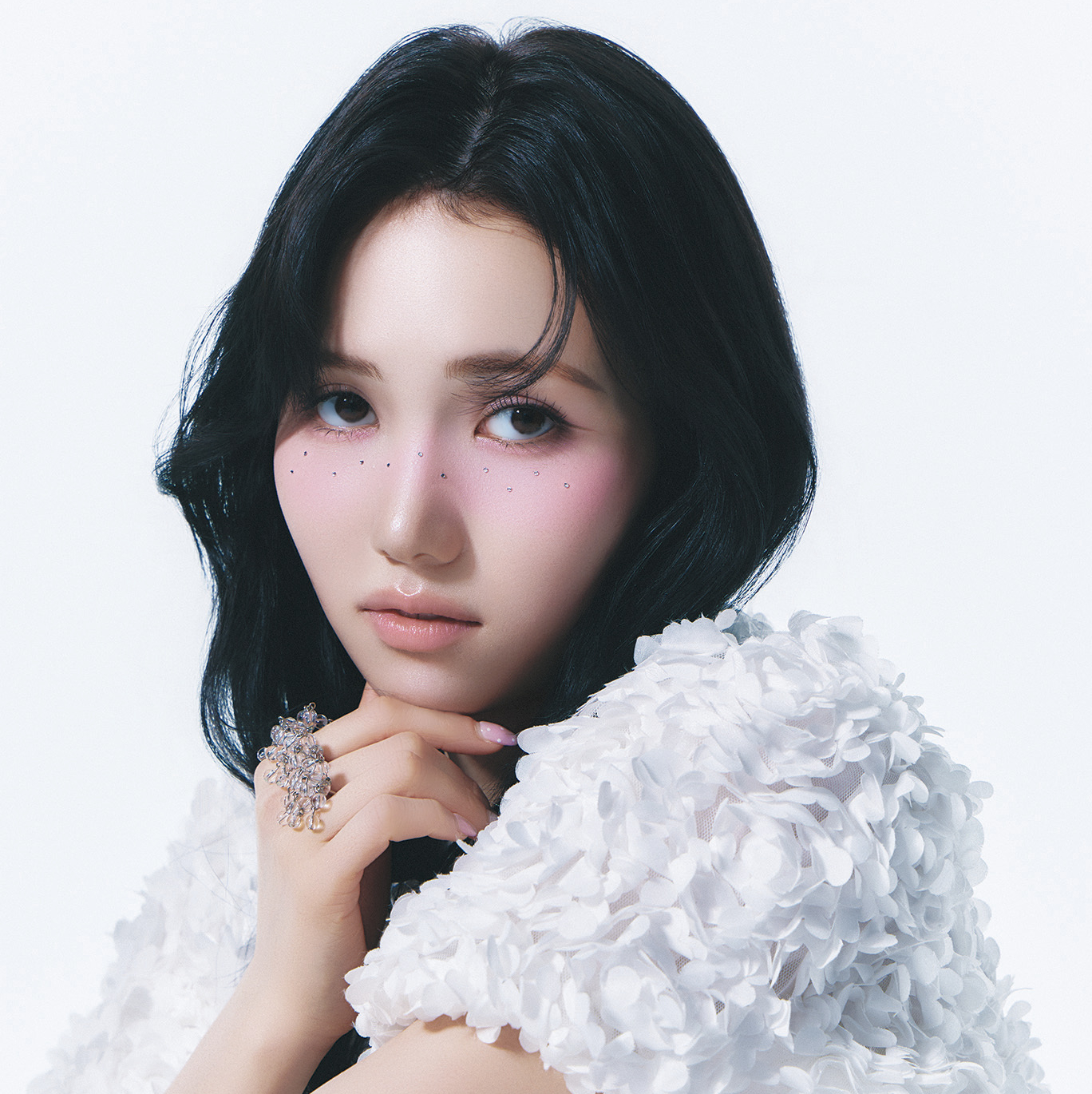【IS:SUE・NANO】まるで魔法少女♡「ラベンダーチーク」で妖艶を纏う｜Love Myself Make-Up vol.3