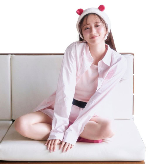 【森香澄】大人も似合う♡ 愛嬌たっぷりな「ショートパンツ」で脚見せコーデ2選