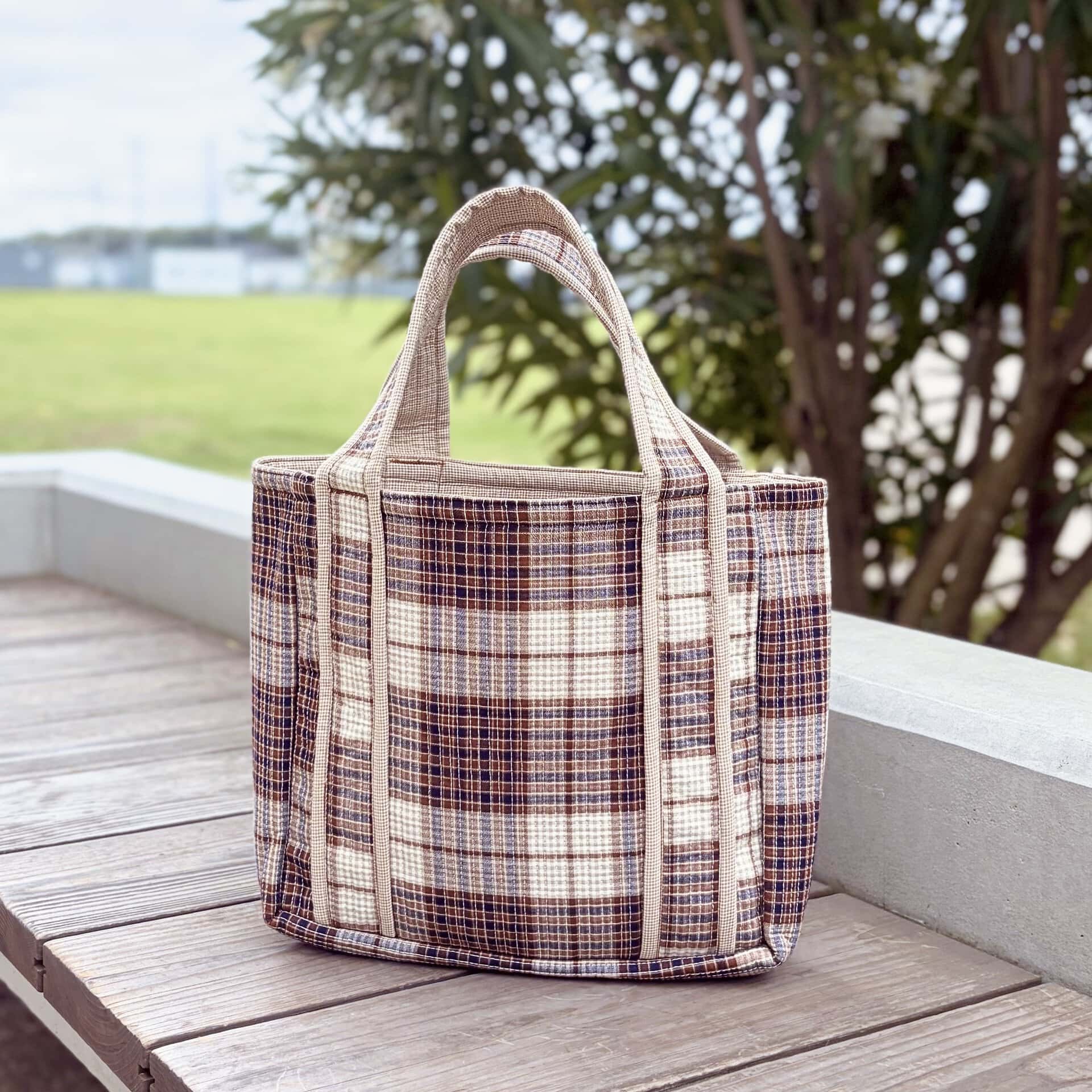 無印良品のマドラスチェックBAG