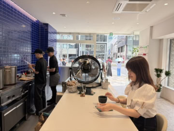 【渋谷青山店限定】パフォーマンスを目の前で♡ 贅沢すぎるカフェカウンターが常設