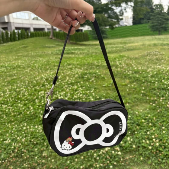 【ハローキティ付録】リボン型ミニバッグが大人可愛い♡ 使い勝手も抜群な神アイテムを徹底レビュー【mini7月号】