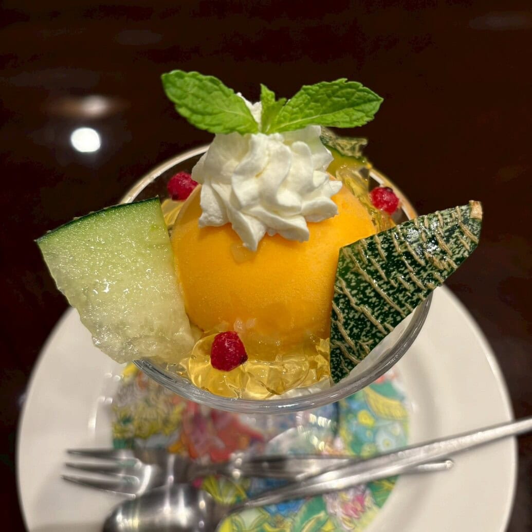 ロイヤルホスト メロンのパフェ