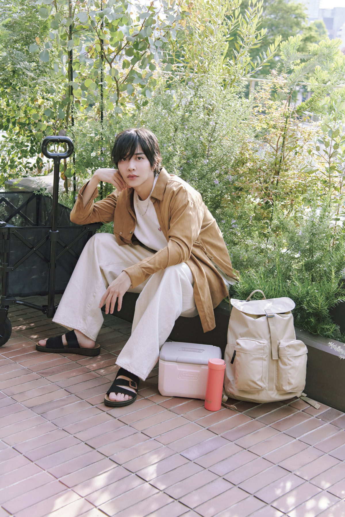 松井湊×コールマン、「PLAYFUL OUTDOOR STYLE」をテーマにしたカット