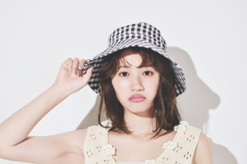 塚本恋乃葉