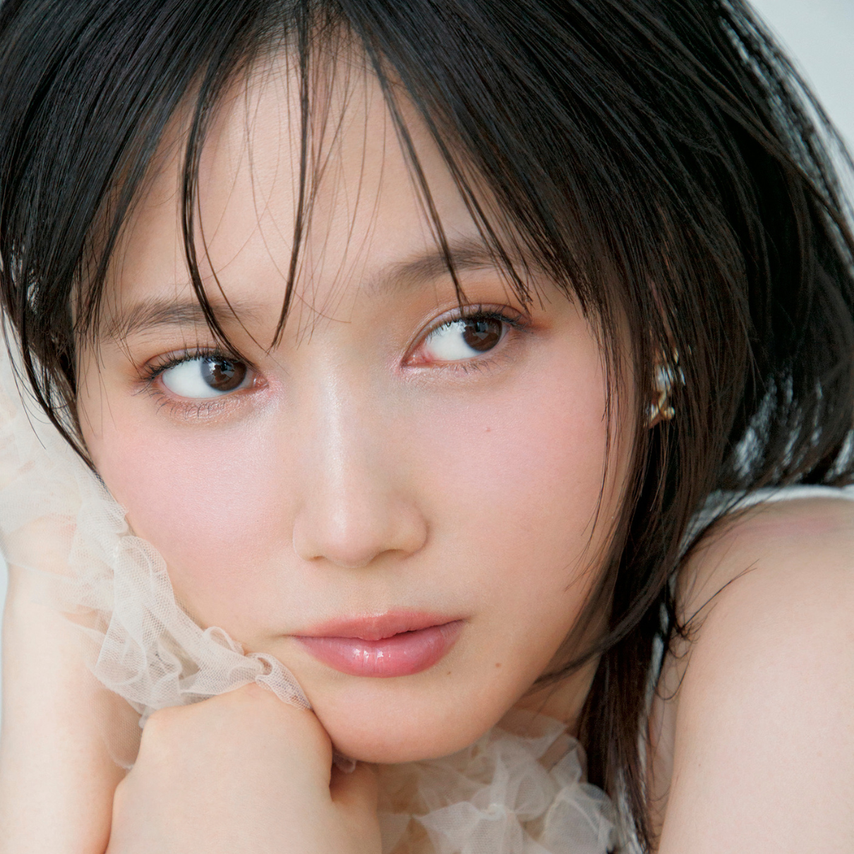 【2026年上半期ベストコスメ】捨て色無しの絶品アイシャドウ3選♡ プロも大絶賛の超優秀コスメ