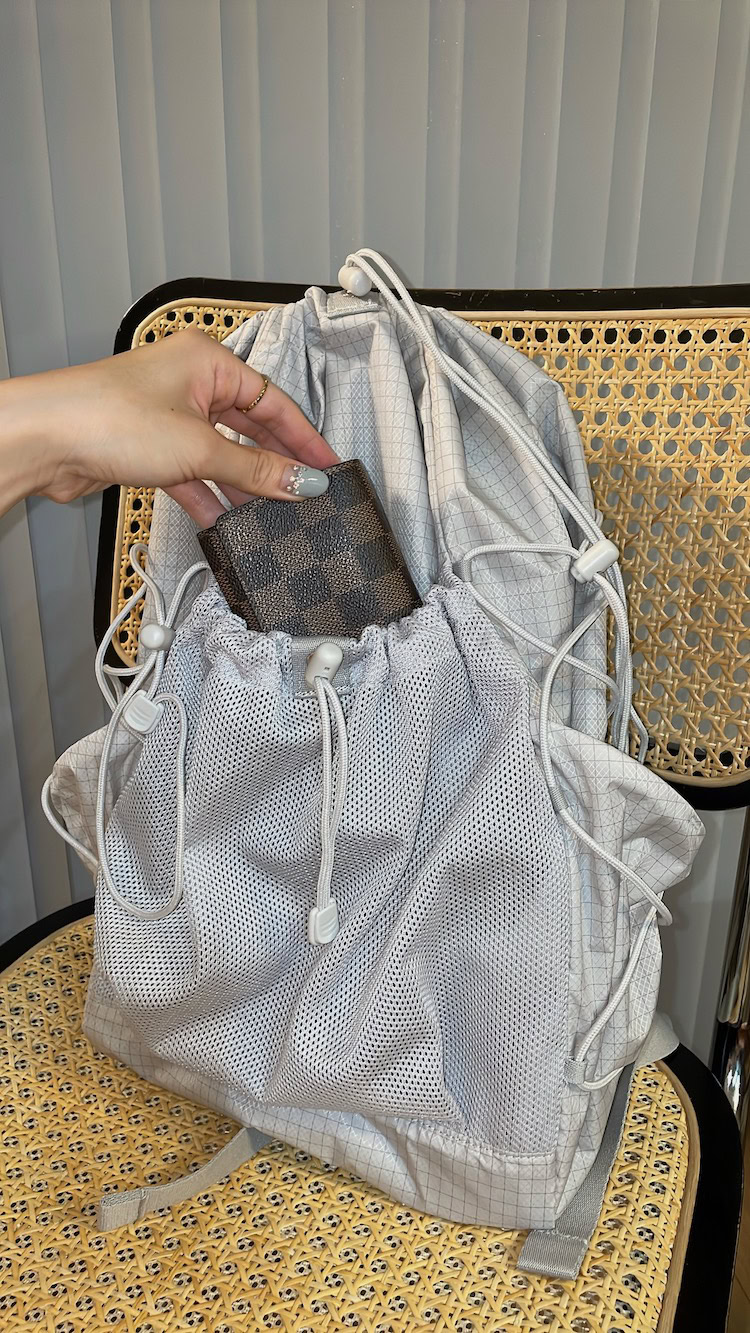 無印良品】4,990円でこのクオリティ!? 売り切れ続出の「撥水リュック