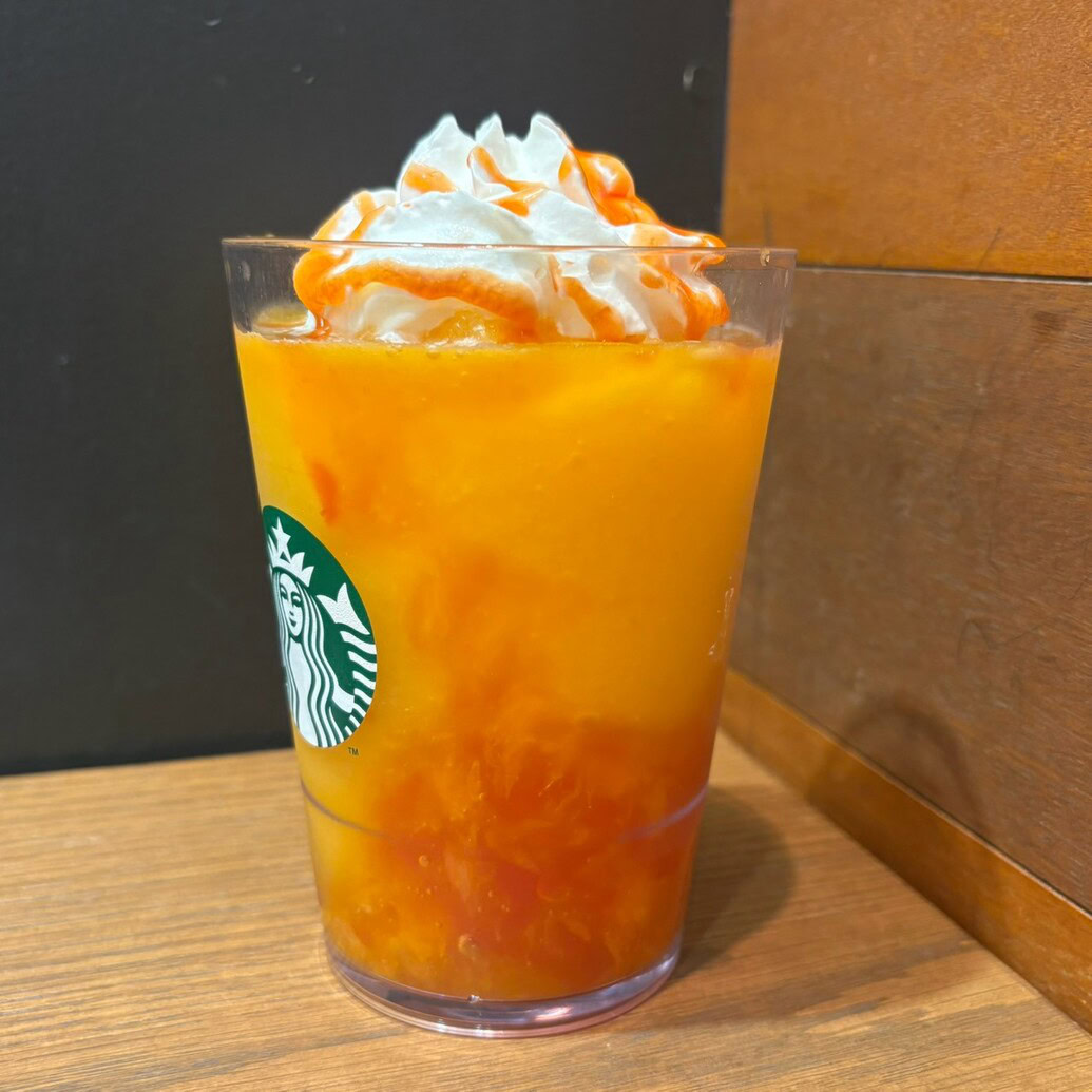 スタバ ぎゅぎゅっと オレンジ&マンゴーフラペチーノ®