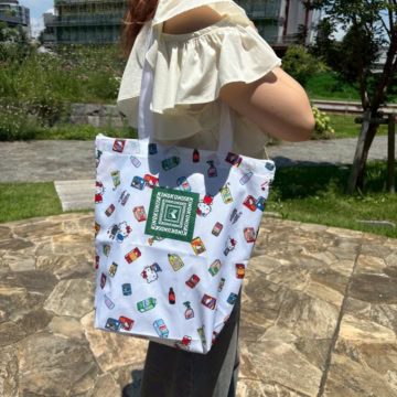 紀ノ国屋×ハローキティ　ジップ付き保冷・保温バッグ