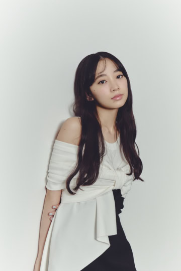メイクブランド・KATEのスペシャルムービーにも出演する俳優・近藤華さんに、8月28日（金）全国公開の映画『見えない娘 THE INVISIBLES』への想いを聞いた。
