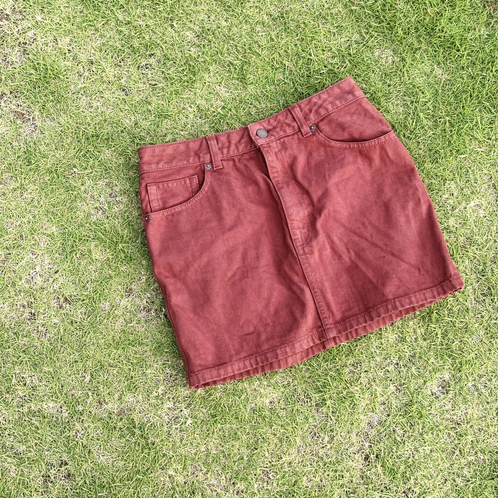 GU「秋のミニ丈スカート」