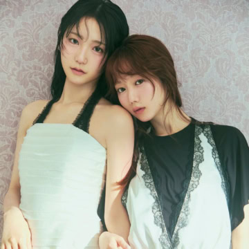 【H&M】まだまだ“ランジェリーライク”に熱視線! 「イコラブ・いおみり」が着こなす最強コスパ服