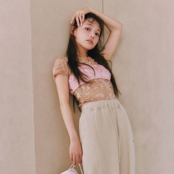 盛れるトップスで夏のレイヤードコーデ2選！ “きれいにまとめ過ぎない”が今っぽい♡【ちぃぽぽ】